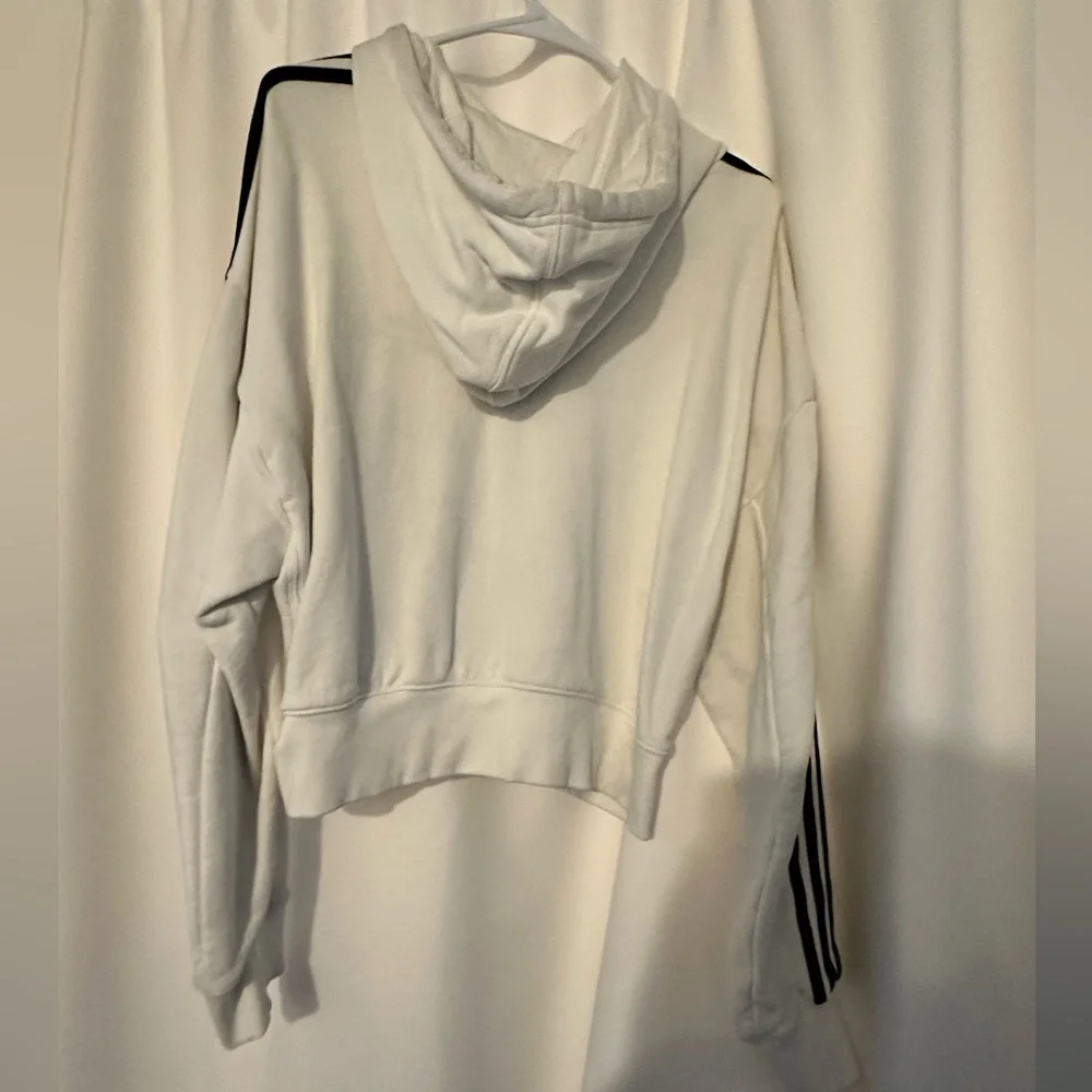 Adidas woman’s white cropped hoodie. Size M. - Picture 6 of 7